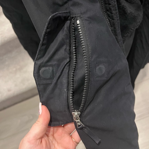 COPY - TNA Summit Parka - Picture 8 of 9